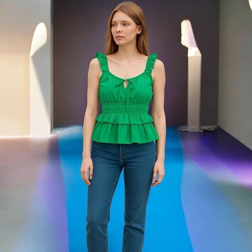 Skies are Blue Women’s L Ruffled Smocked Waist Tie Front Sleeveless Top Green NW